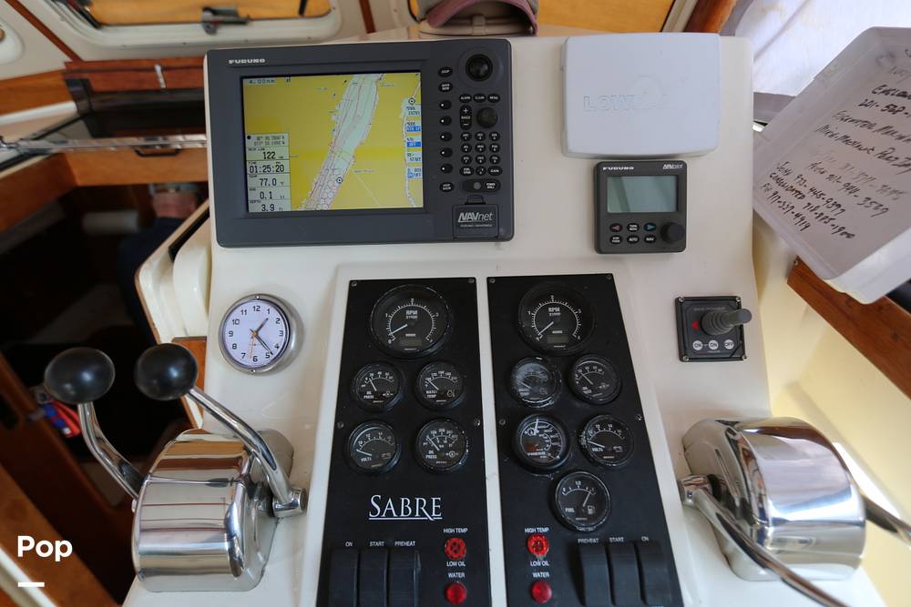 Slide: The Image of Sabreline 36 Hardtop Express 2004 - 11292098