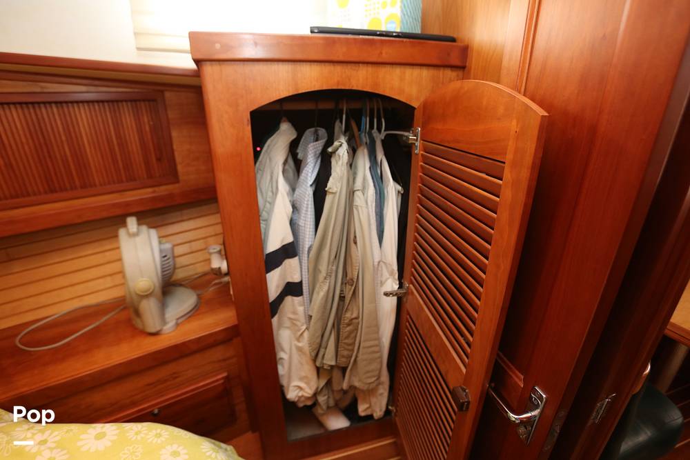 Slide: The Image of Hanging Locker - 11292116