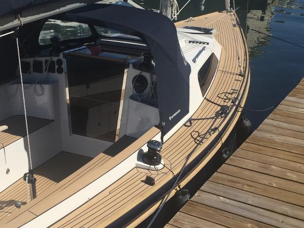 Slide: The Image of Saffier SC 8M Cabin 2025 - 6