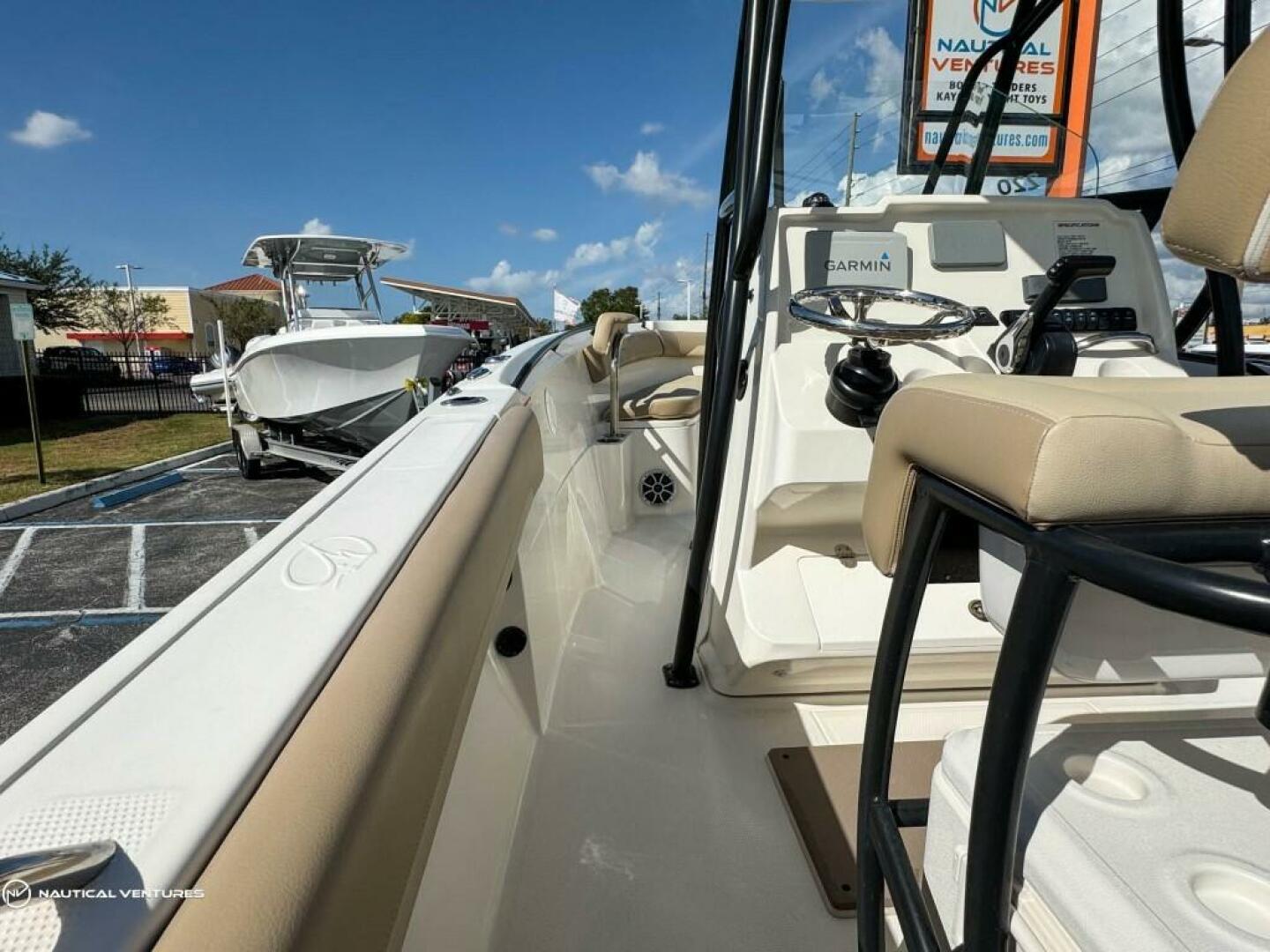 Slide: The Image of Sailfish 220 CC 2019 - 4077433