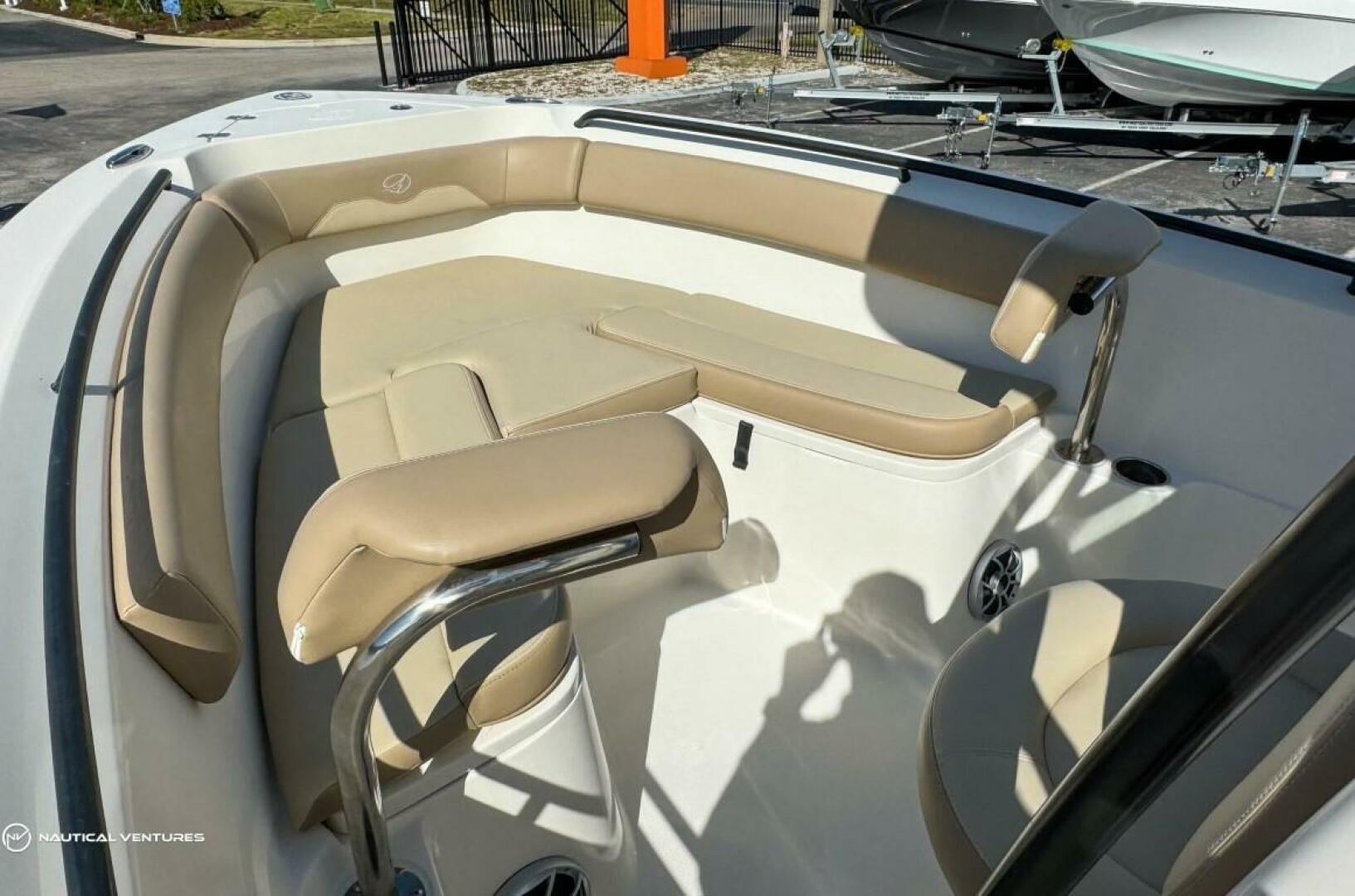Slide: The Image of Sailfish 220 CC 2019 - 4077437