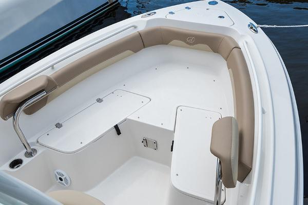 Slide: The Image of Sailfish 220 CC 2022 - 5