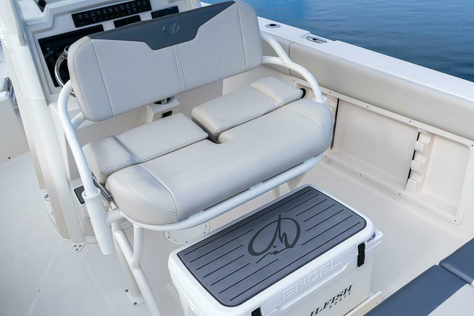 Slide: The Image of Sailfish 232 Center Console 2025 - 5644738