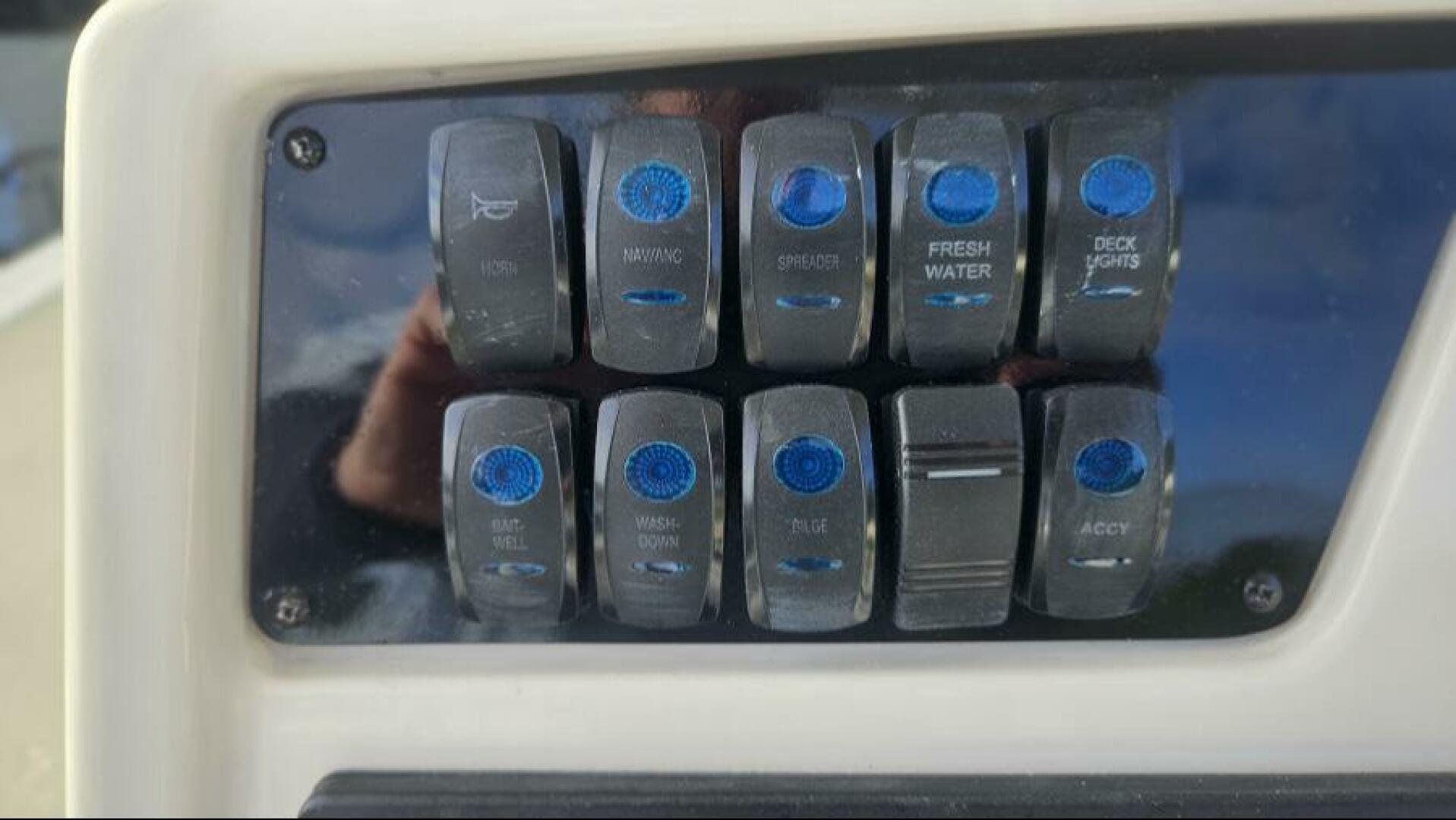 Slide: The Image of Sailfish 24 2018 - 4902895