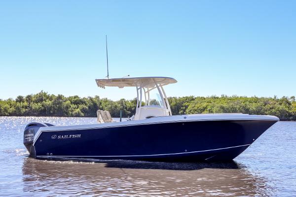 Slide: The Image of Sailfish 242 CC 2021 - 0