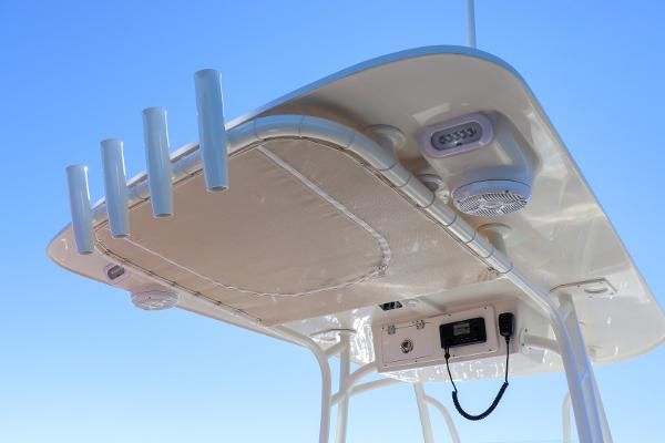 Slide: The Image of Sailfish 242 CC 2021 - 9