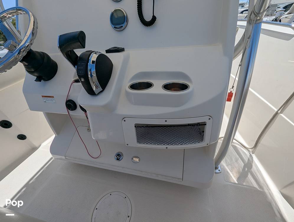 Slide: The Image of Sailfish 242 CC 2022 - 15344330
