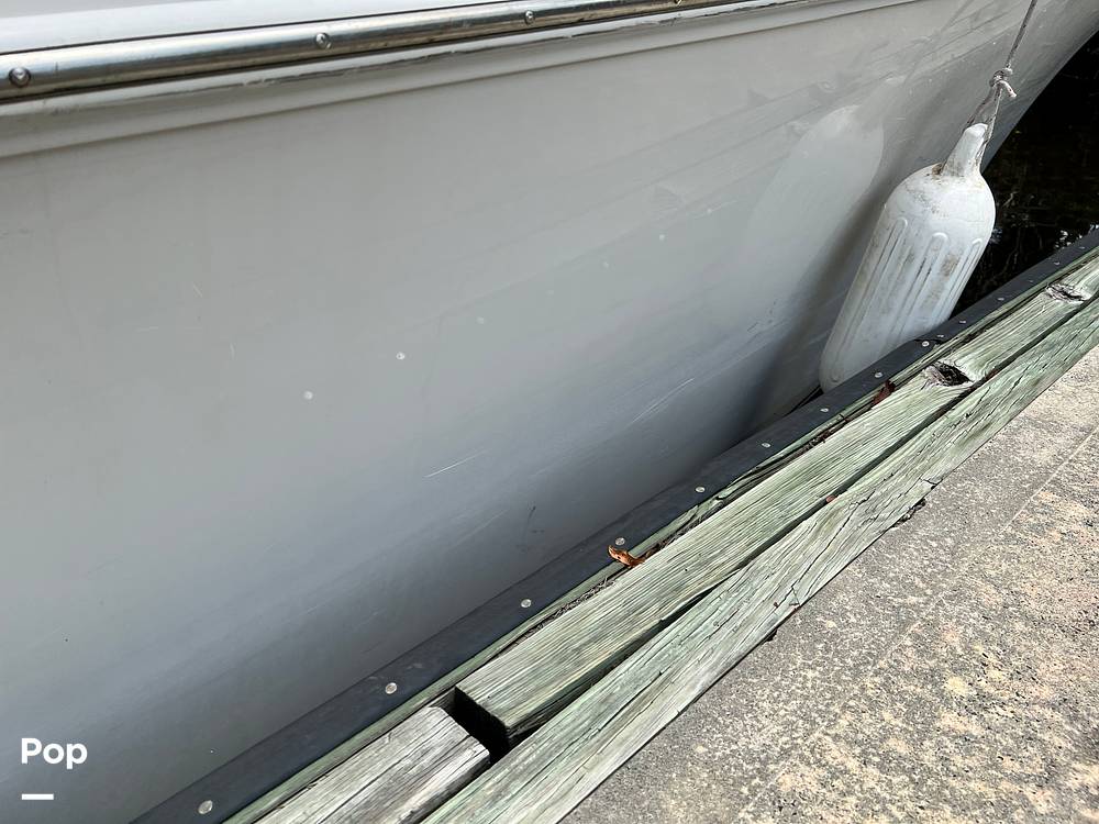 Slide: The Image of Sailfish 242CC 2022 - 43