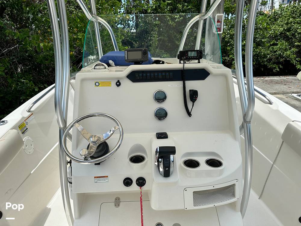 Slide: The Image of Sailfish 242CC 2022 - 84
