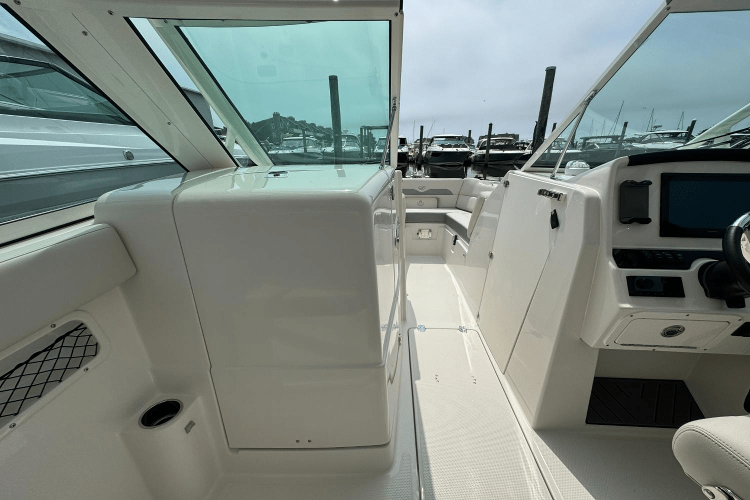 Slide: The Image of Sailfish 245 DC 2025 - 32