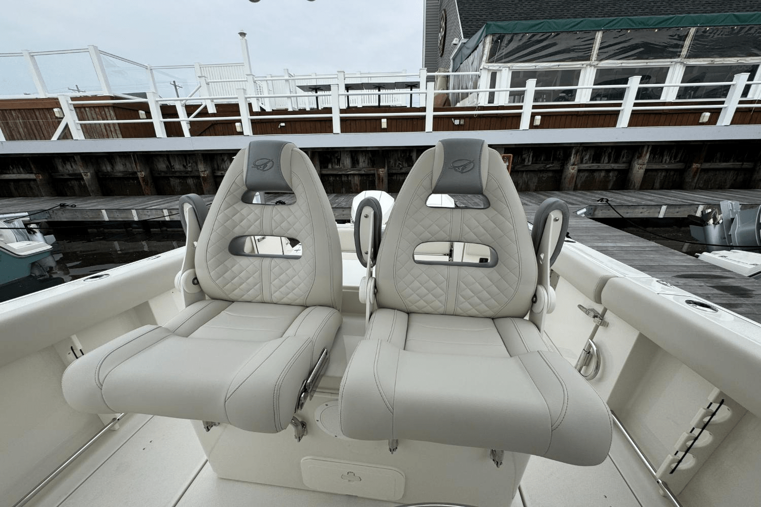 Slide: The Image of Sailfish 272CC SE 2025 - 31