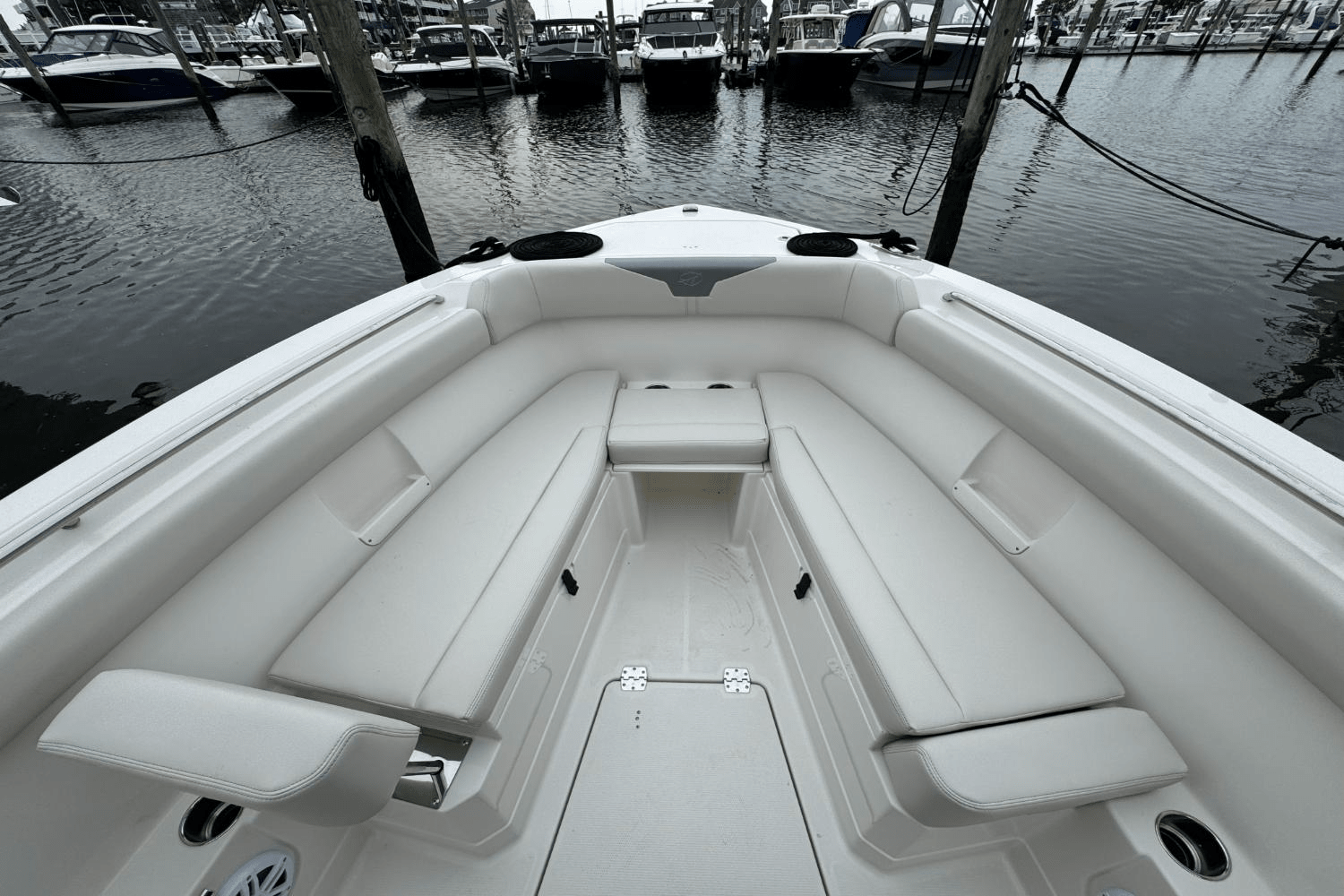 Slide: The Image of Sailfish 272CC SE 2025 - 37