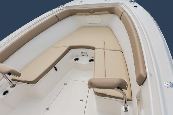 Slide: The Image of Sailfish 320 CC 2022 - 8