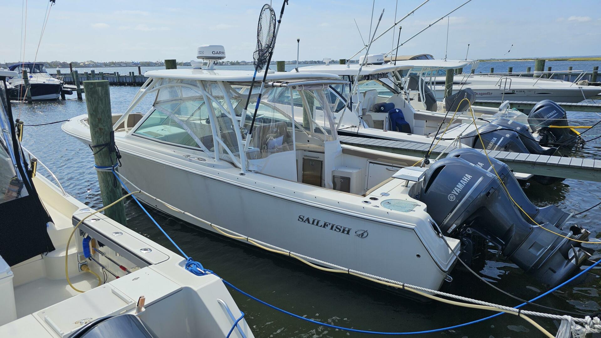Slide: The Image of Sailfish 325 DC 2019 - 4825852