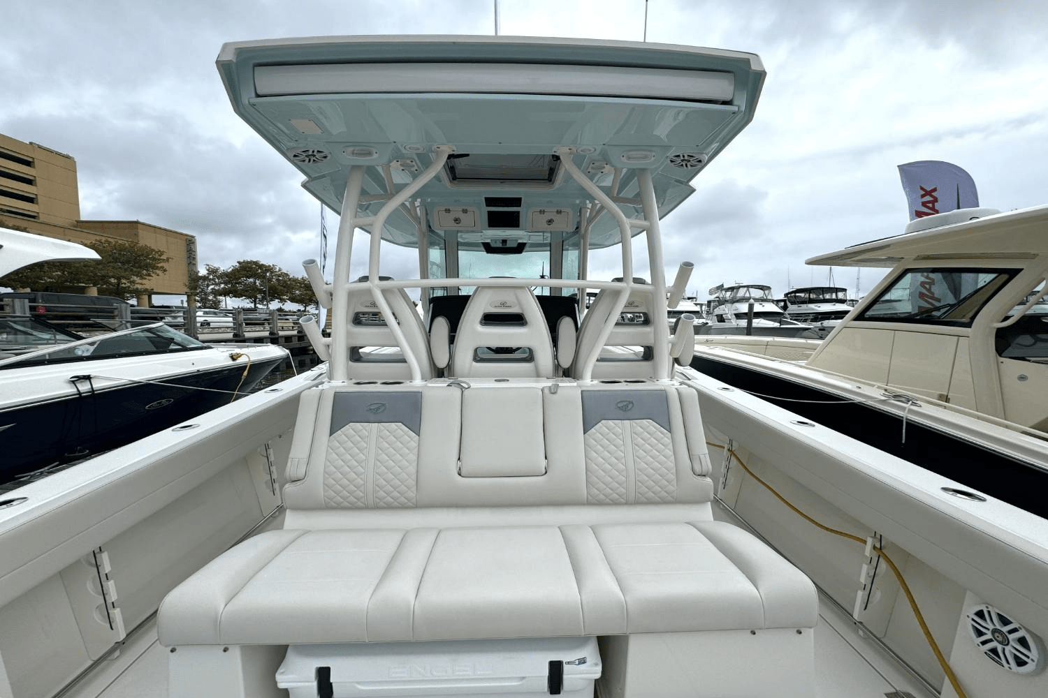 Slide: The Image of Sailfish 360 CC 2025 - 25