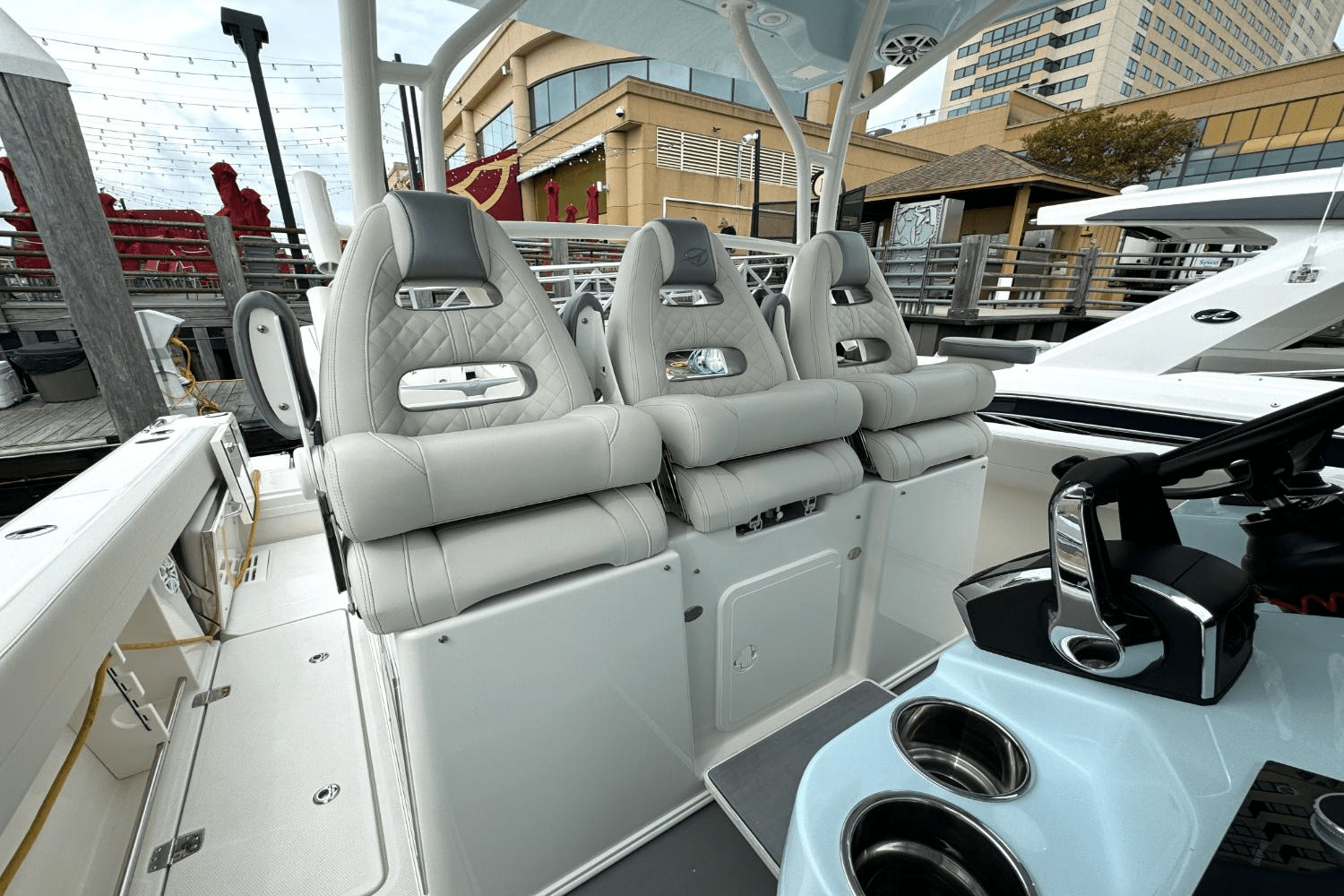 Slide: The Image of Sailfish 360 CC 2025 - 31