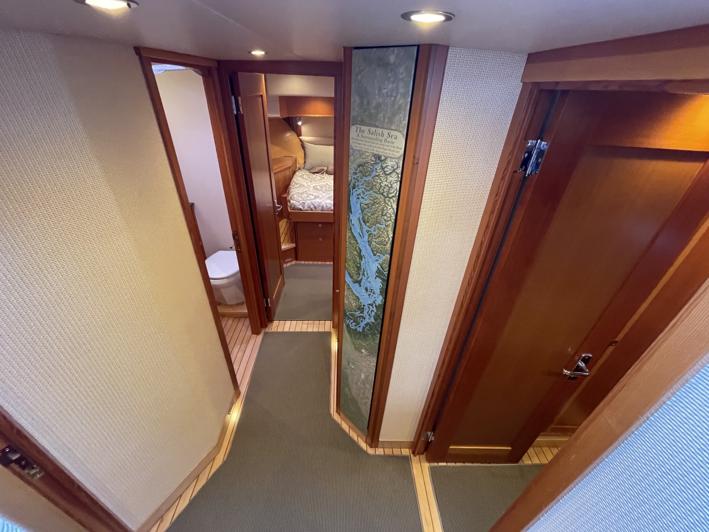 Slide: The Image of Foyer - 3147031