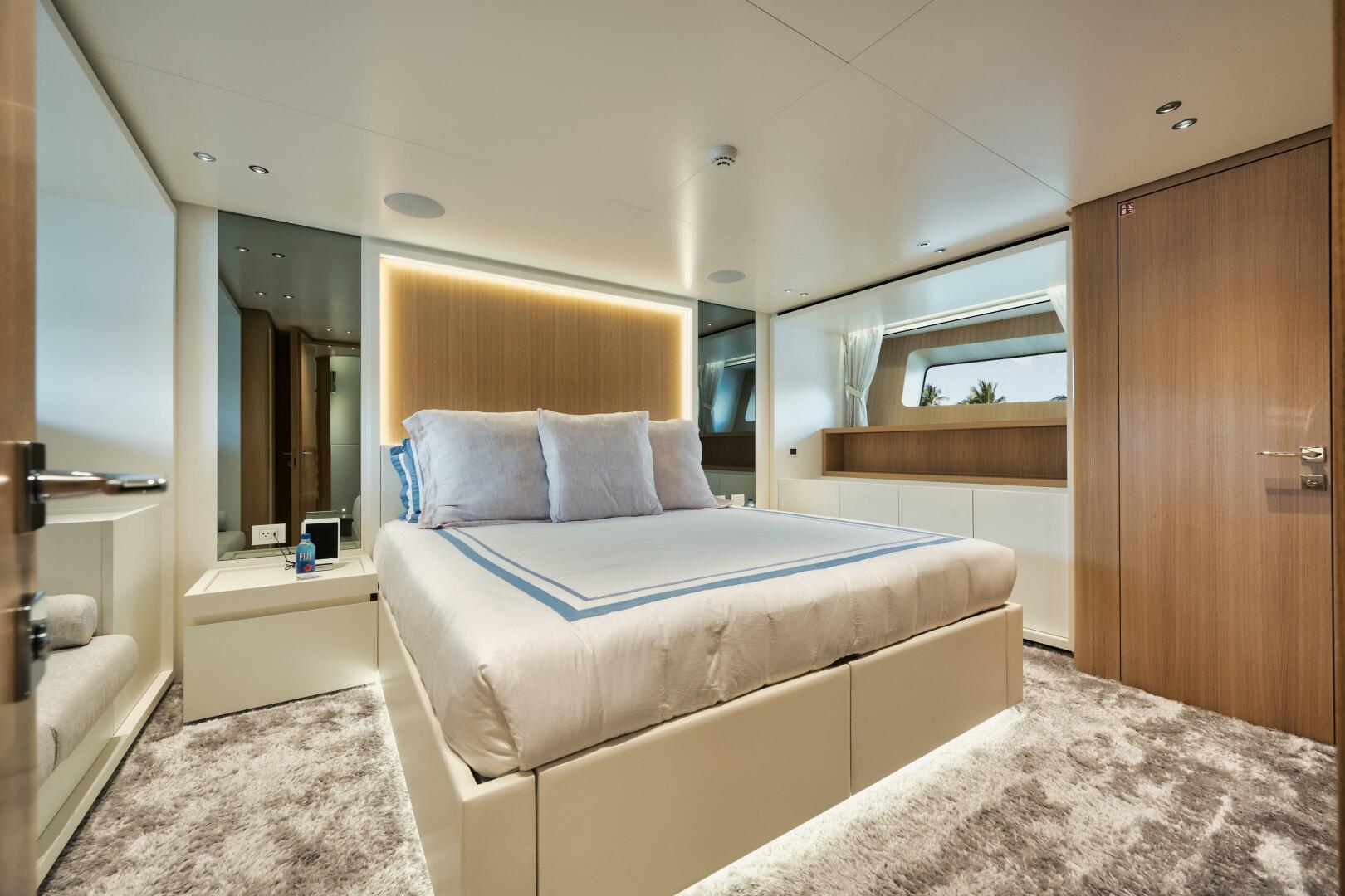 Slide: The Image of Cabin - 4393862