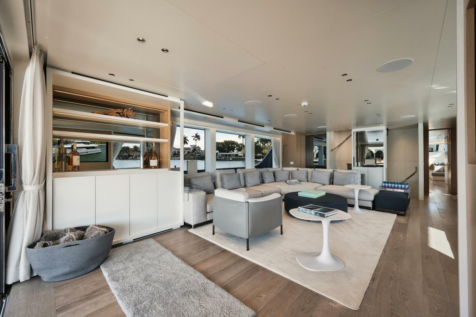 Slide: The Image of Salon - 4393869