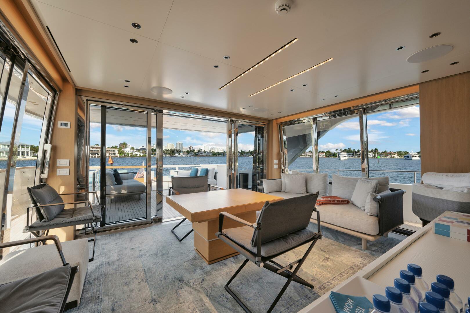 Slide: The Image of Aft Deck - 4393874
