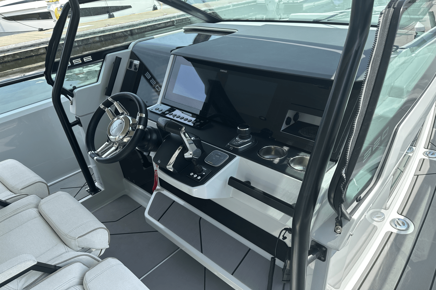 Slide: The Image of Saxdor 320 GTO 2024 - 21
