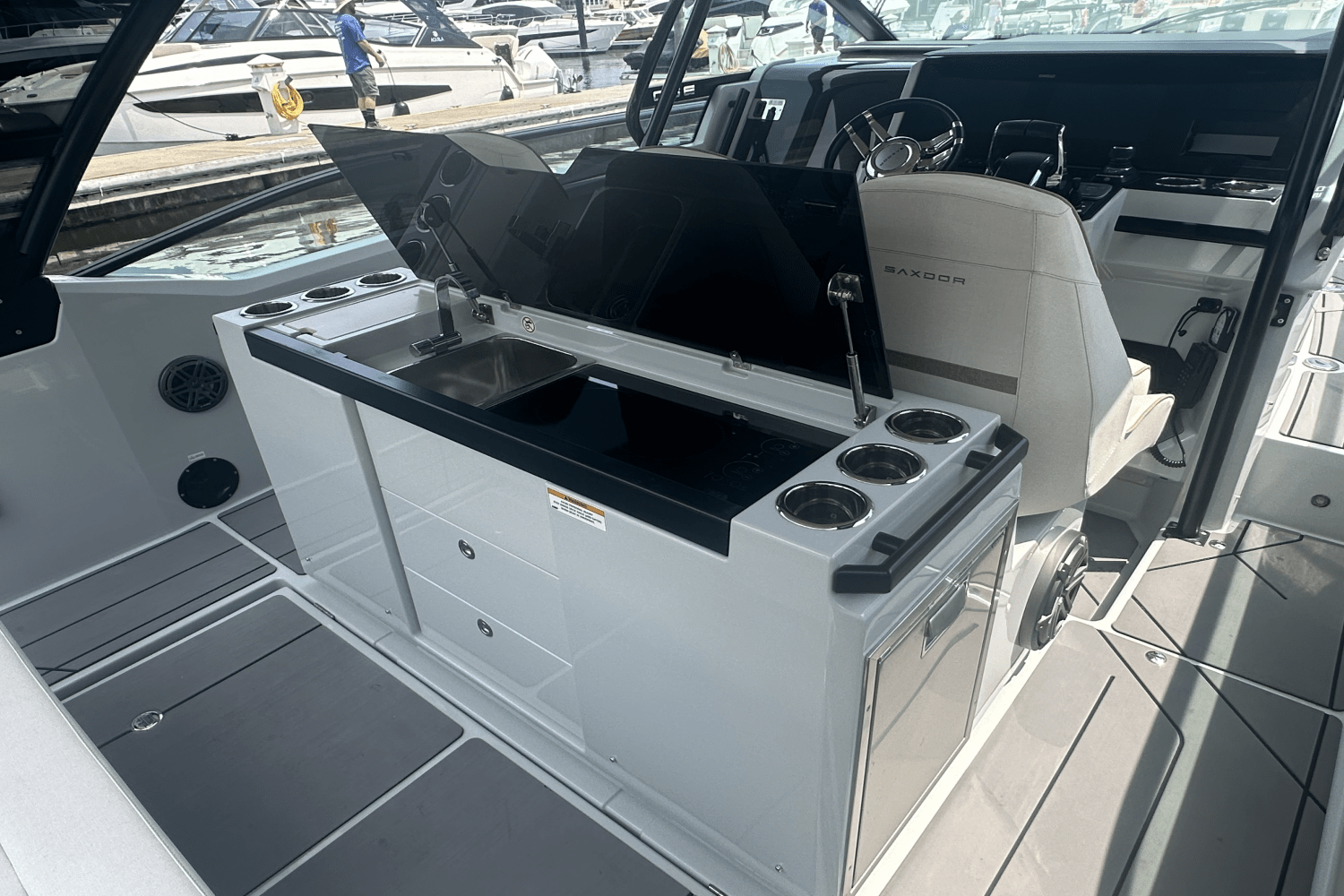 Slide: The Image of Saxdor 320 GTO 2024 - 31