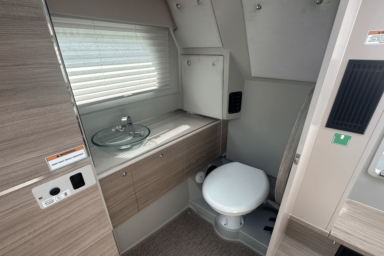 Slide: The Image of Saxdor 320 GTO 2024 - 35