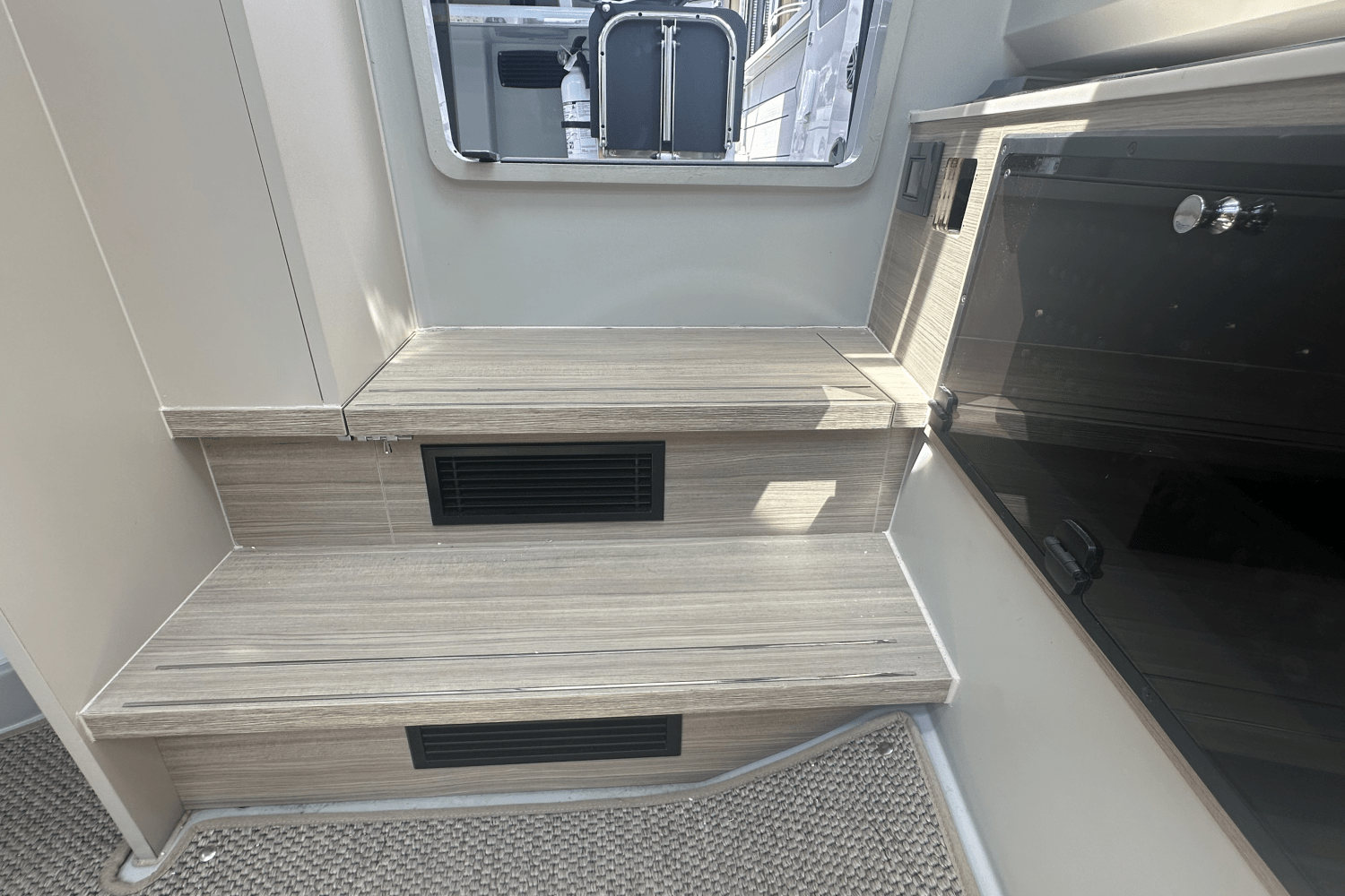 Slide: The Image of Saxdor 320 GTO 2024 - 37