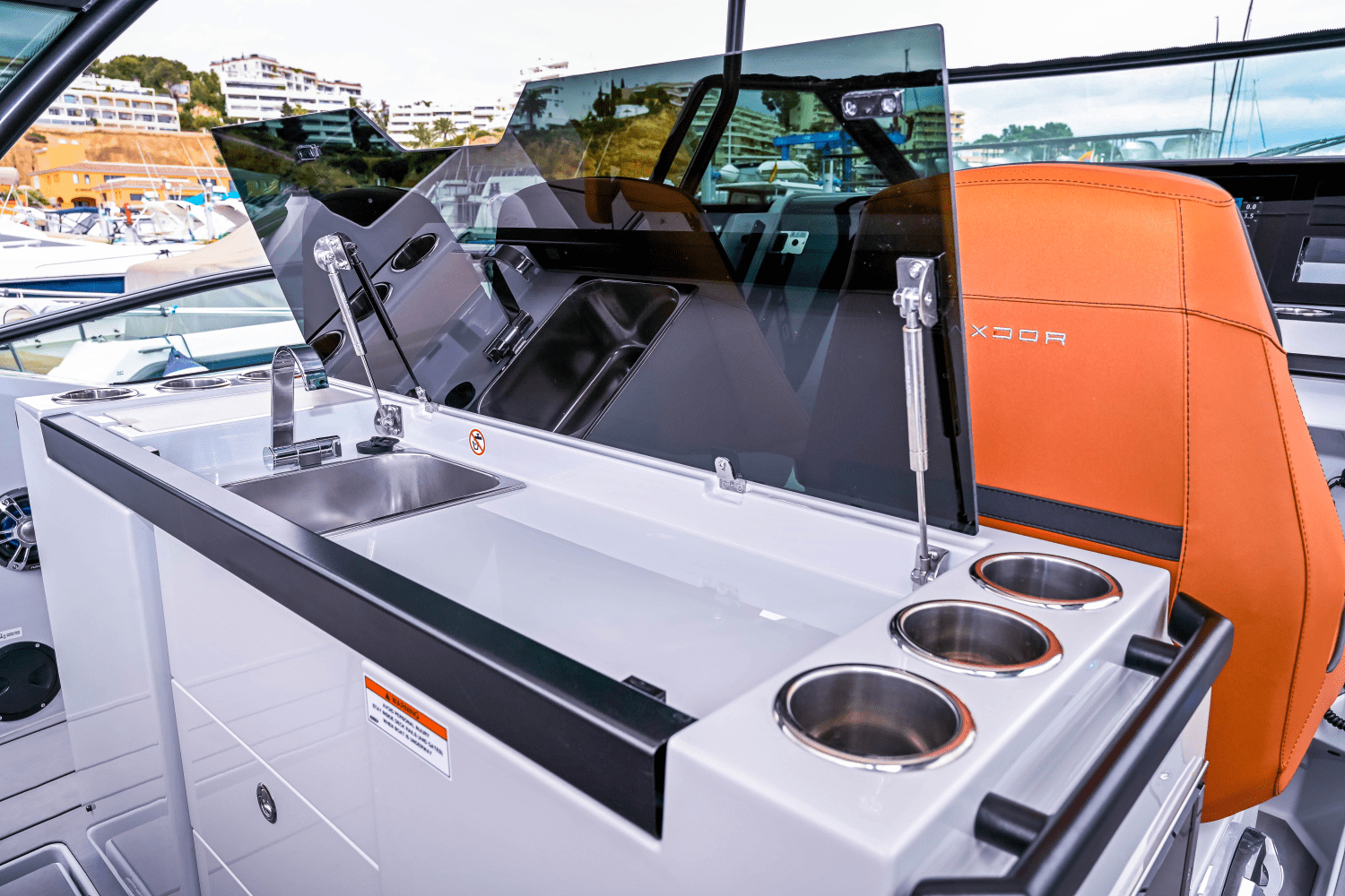 Slide: The Image of Saxdor 320 GTO 2025 - 100