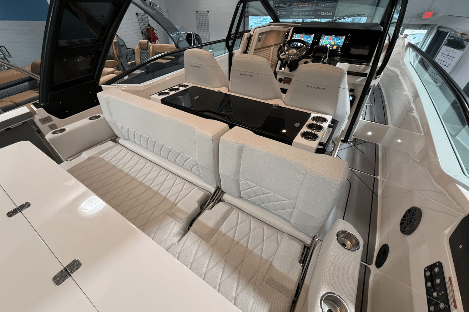 Slide: The Image of Saxdor 320 GTO 2025 - 16