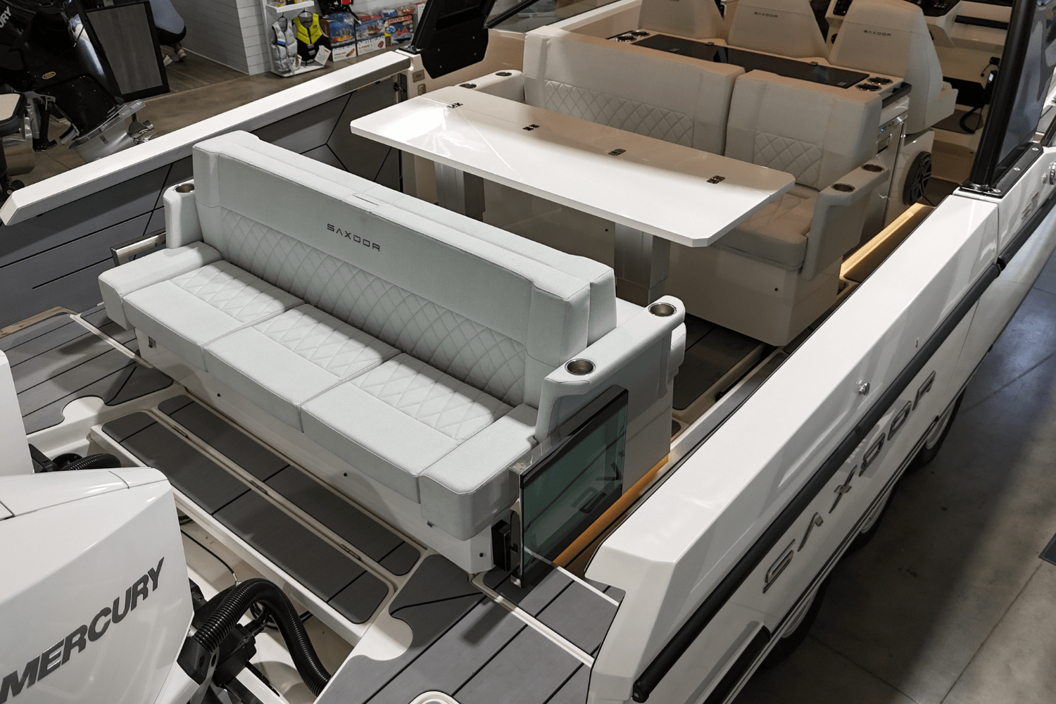 Slide: The Image of Saxdor 320 GTO 2025 - 20