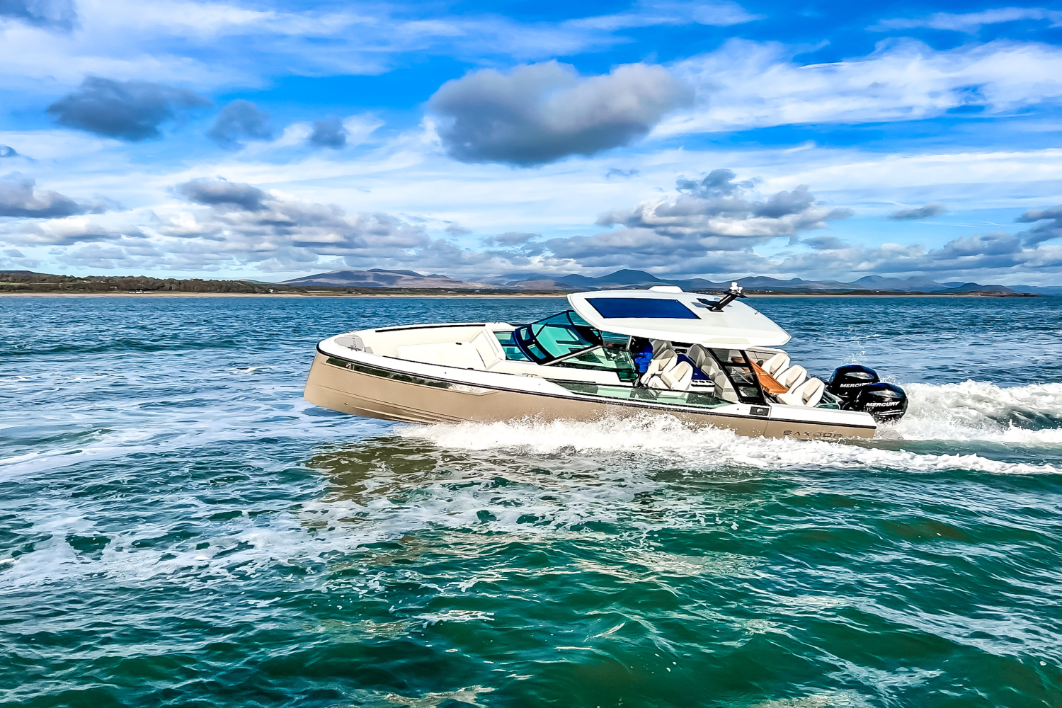 Slide: The Image of Saxdor 320 GTO 2025 - 26