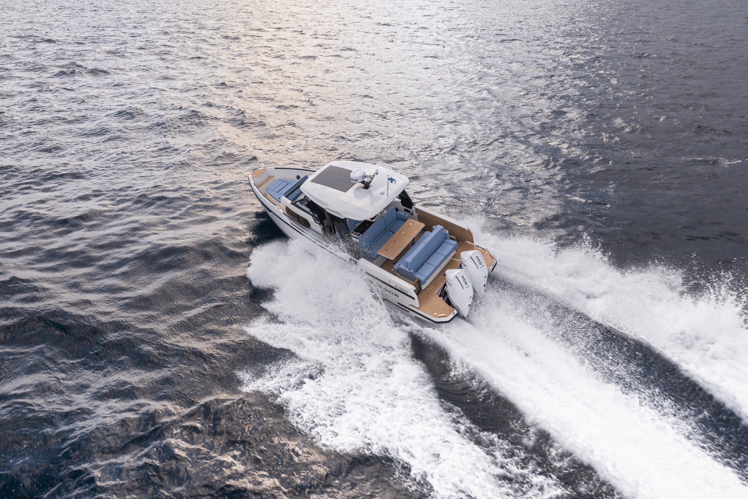 Slide: The Image of Saxdor 320 GTO 2025 - 3