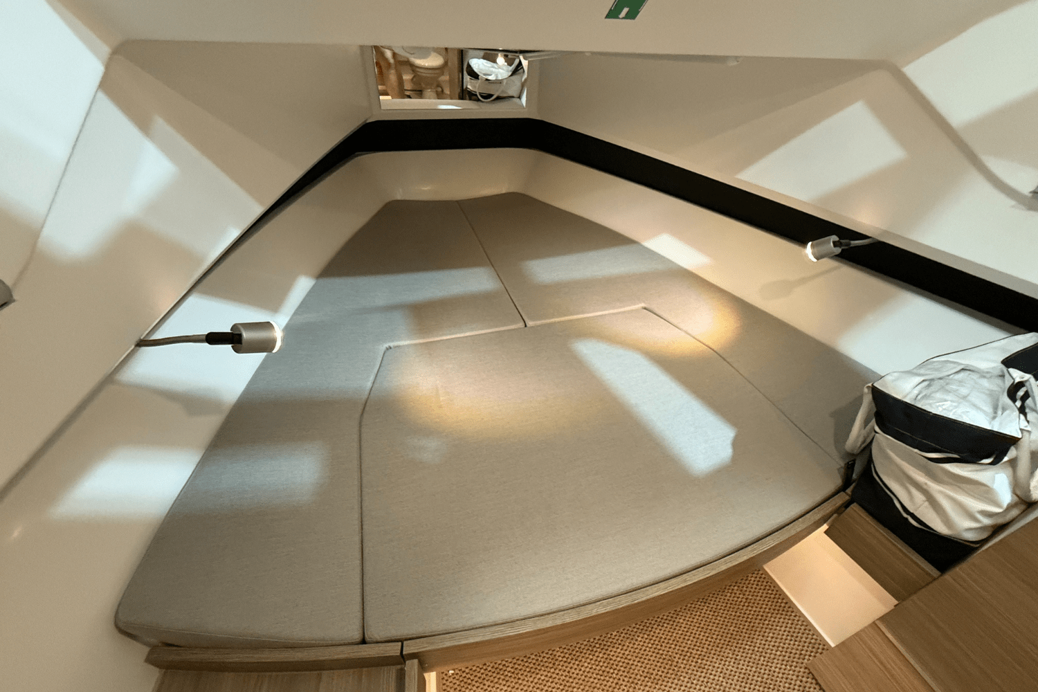 Slide: The Image of Saxdor 320 GTO 2025 - 33