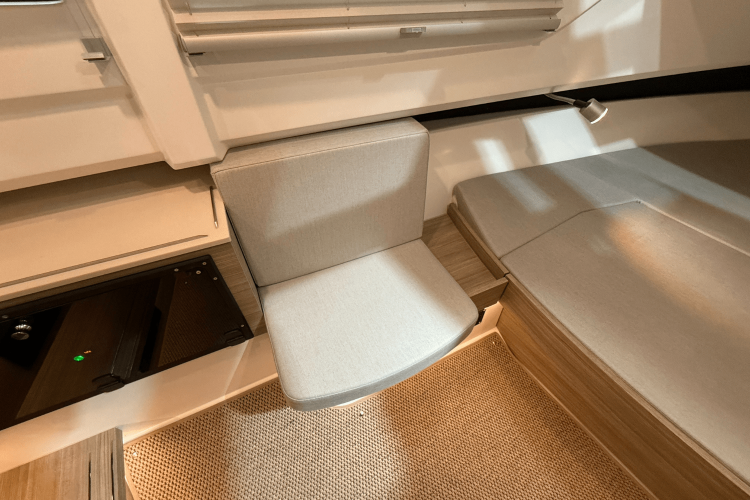 Slide: The Image of Saxdor 320 GTO 2025 - 37