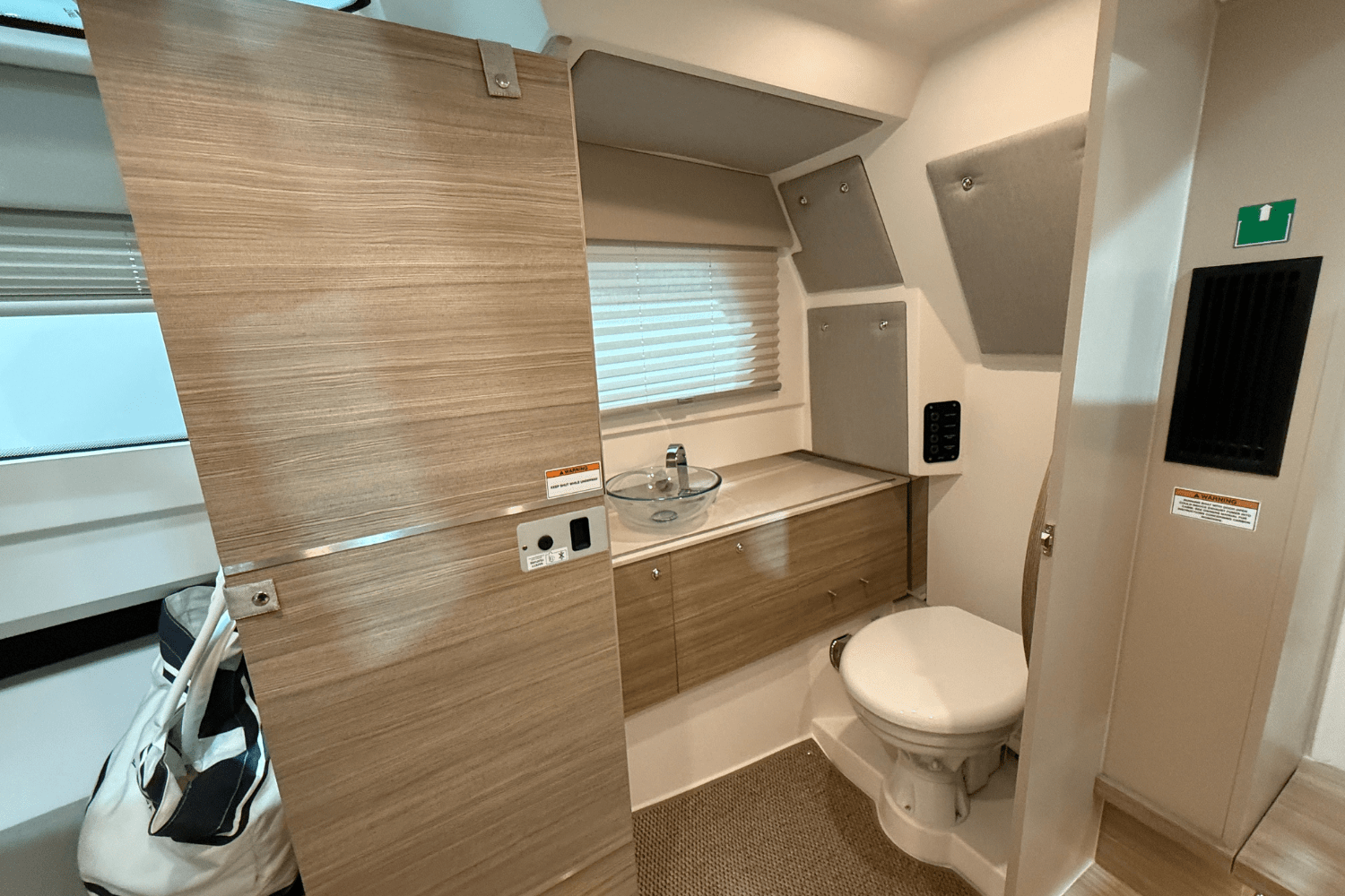 Slide: The Image of Saxdor 320 GTO 2025 - 38