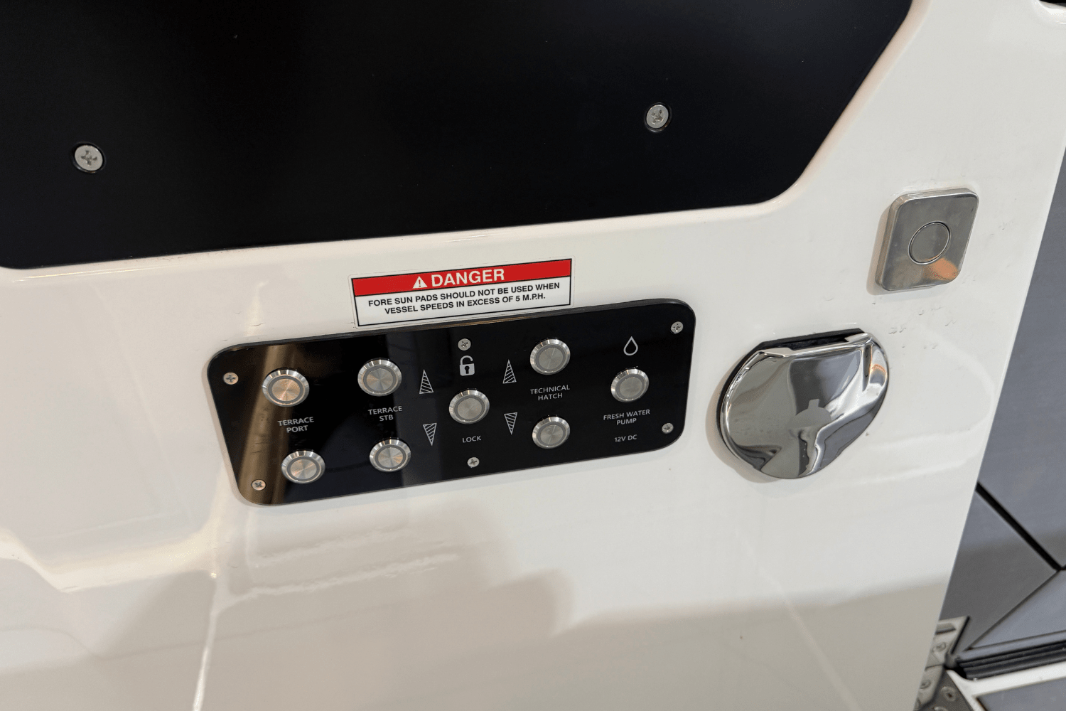 Slide: The Image of Saxdor 320 GTO 2025 - 45