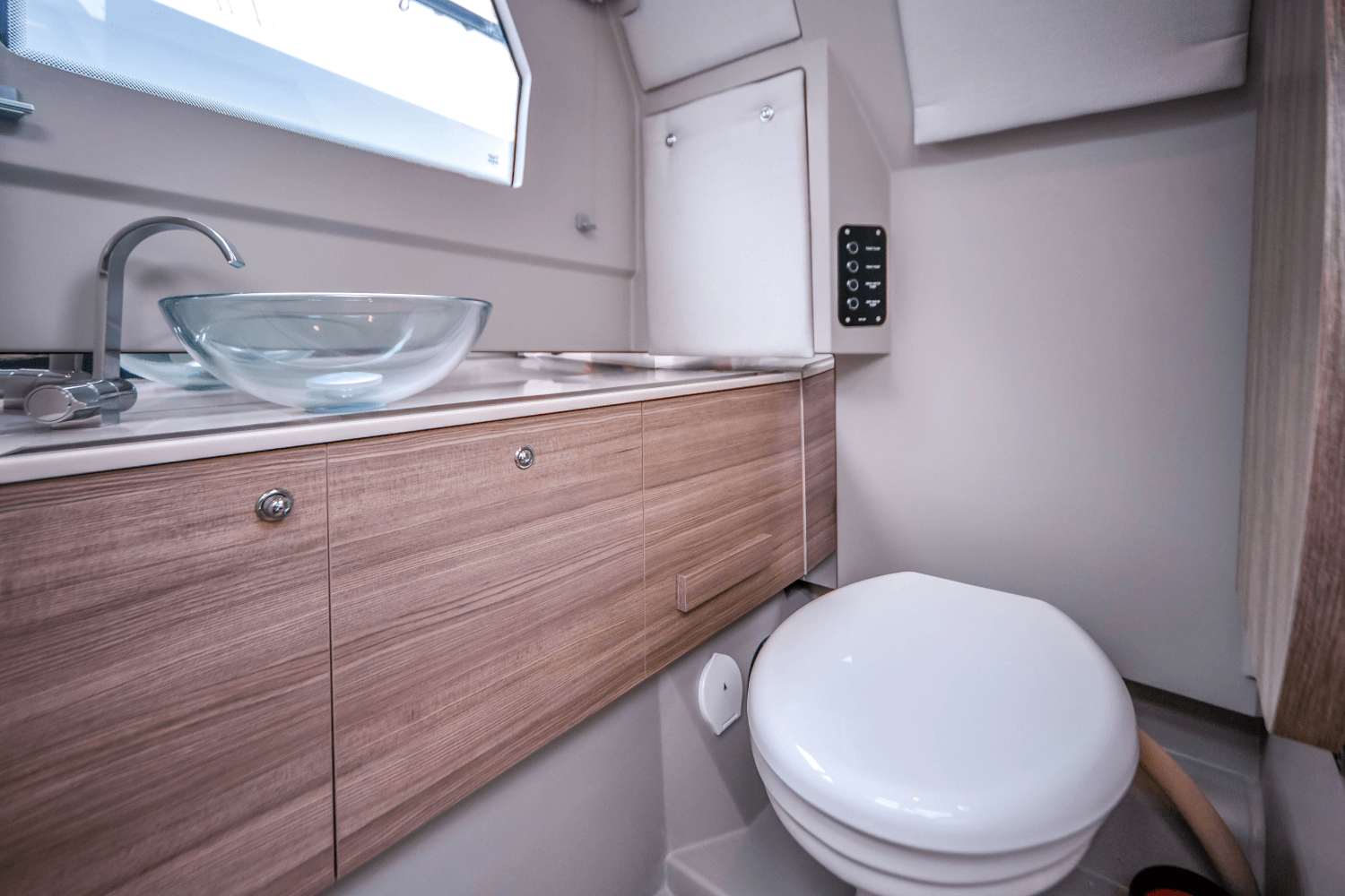 Slide: The Image of Saxdor 320 GTO 2025 - 83