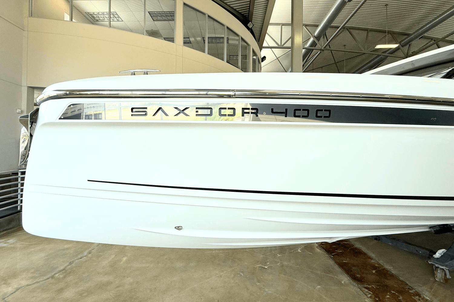 Slide: The Image of Saxdor 400 GTO 2025 - 2