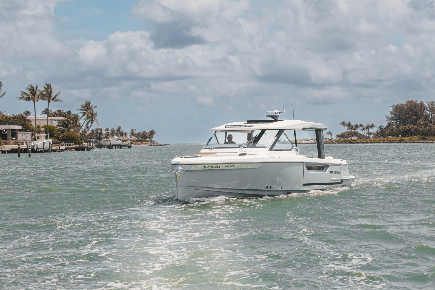 Slide: The Image of Saxdor 400 GTO 2026 - 19