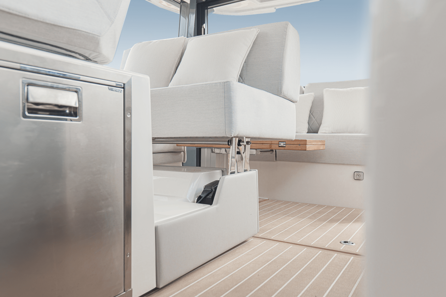 Slide: The Image of Saxdor 400 GTO 2026 - 22