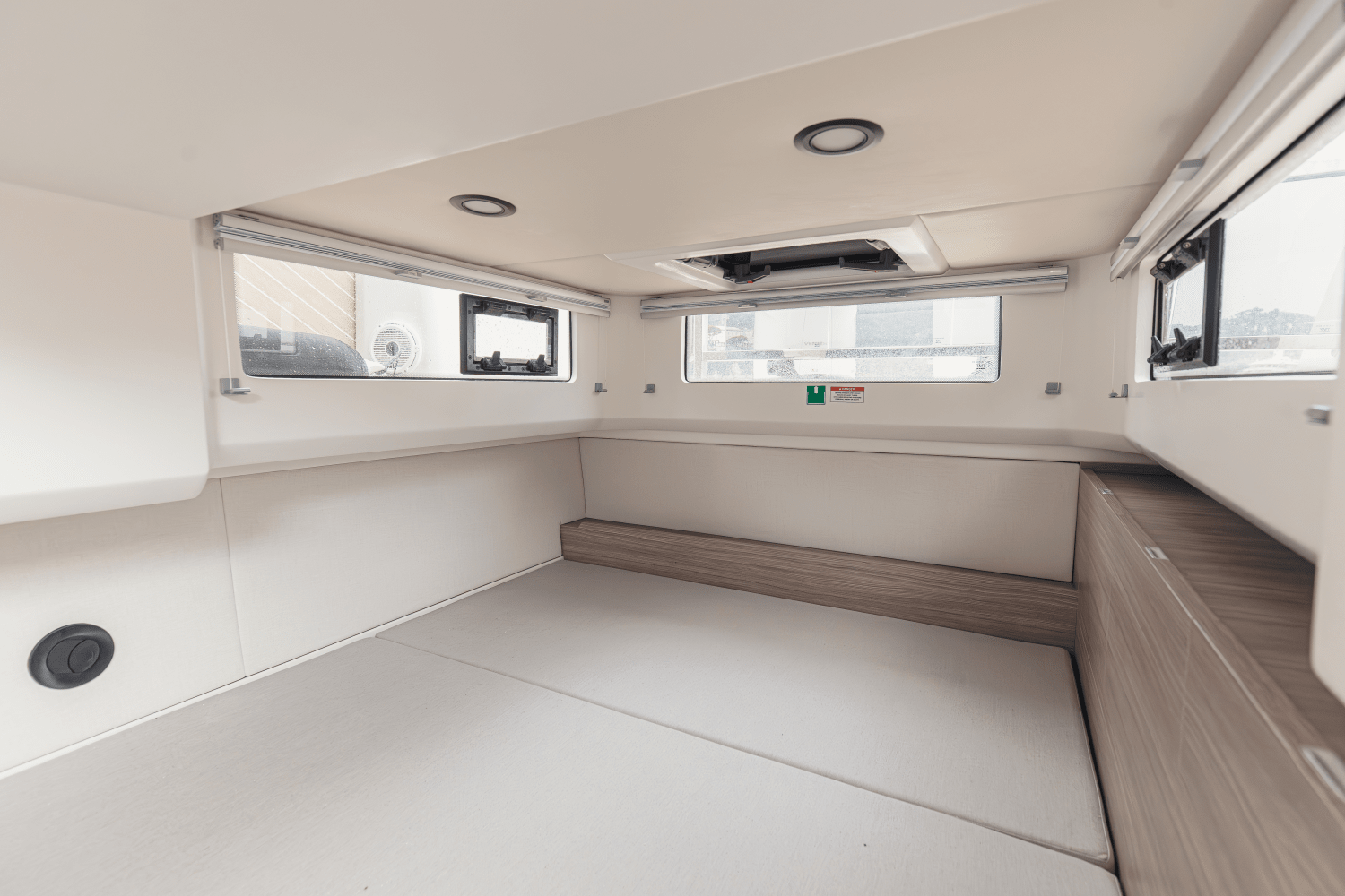 Slide: The Image of Saxdor 400 GTO 2026 - 3