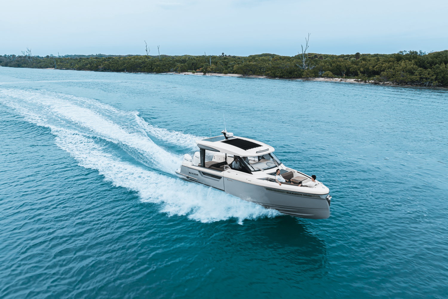 Slide: The Image of Saxdor 400 GTO 2026 - 38