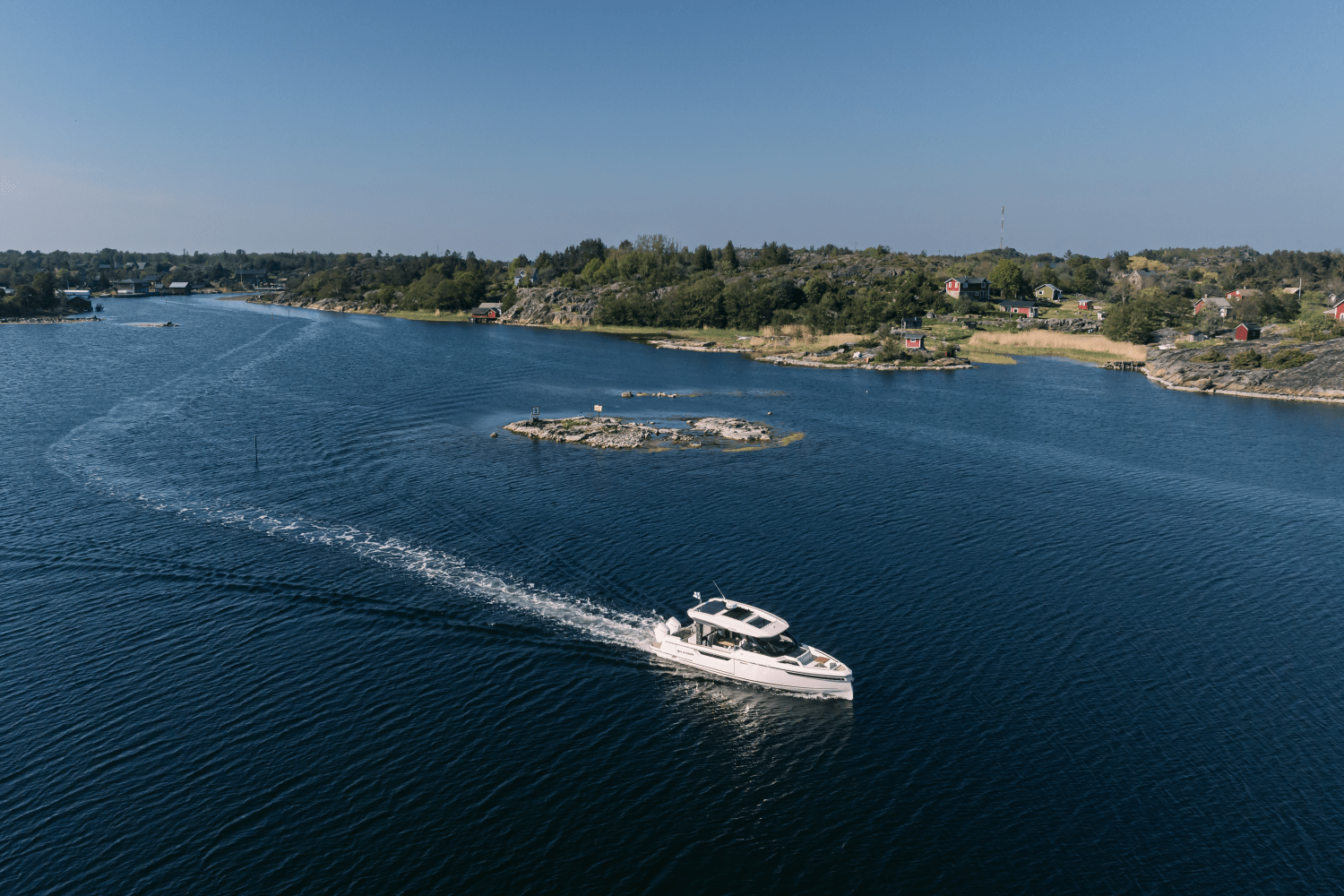 Slide: The Image of Saxdor 400 GTO 2026 - 85