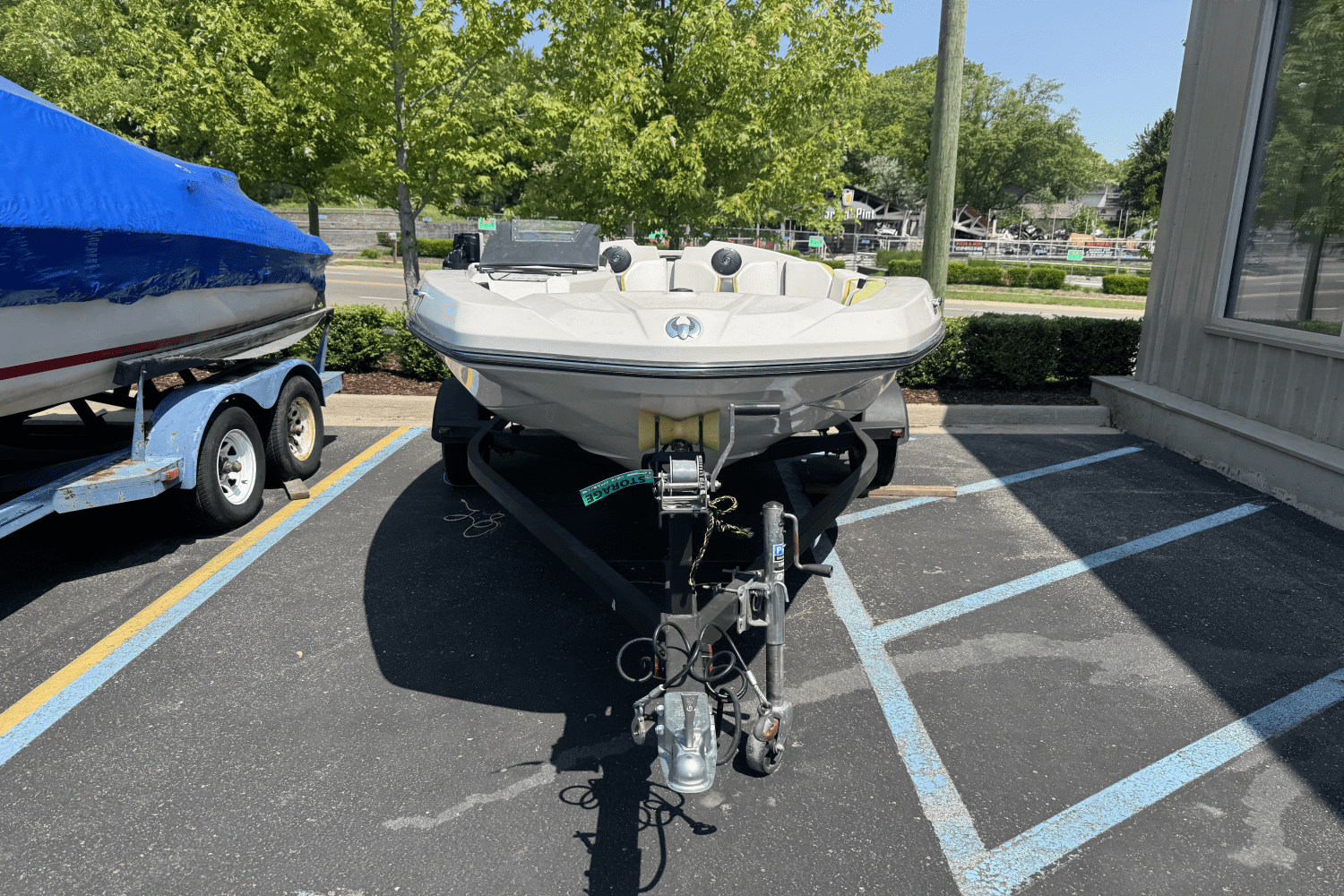 Slide: The Image of Scarab 165 G 2017 - 2