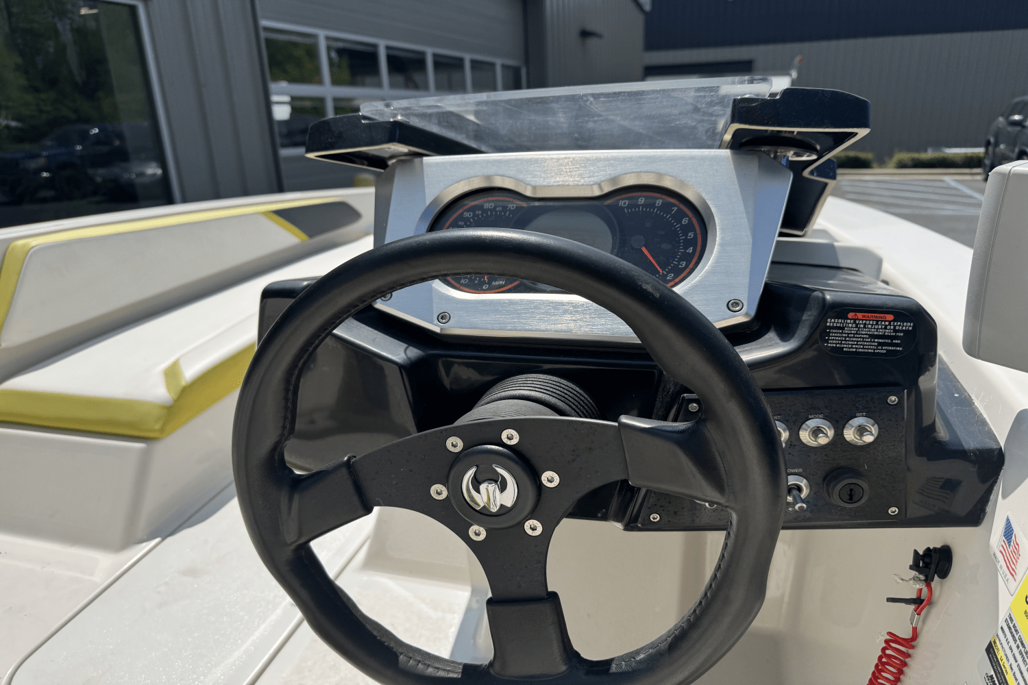 Slide: The Image of Scarab 165 G 2017 - 8