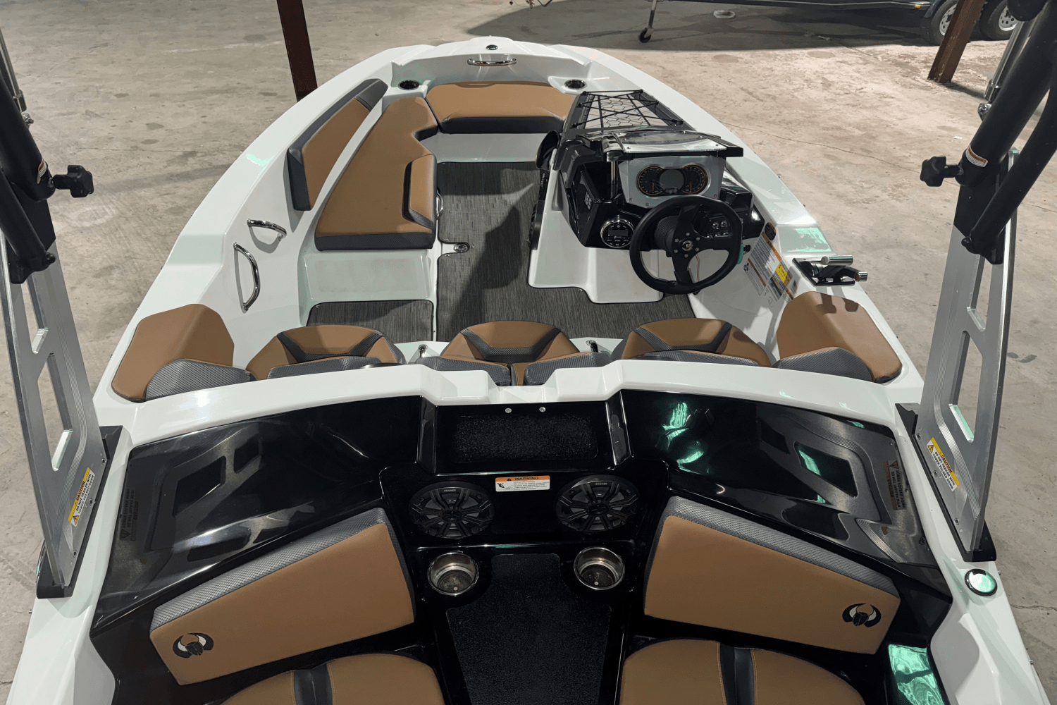 Slide: The Image of Scarab 165 IMPULSE 2021 - 2