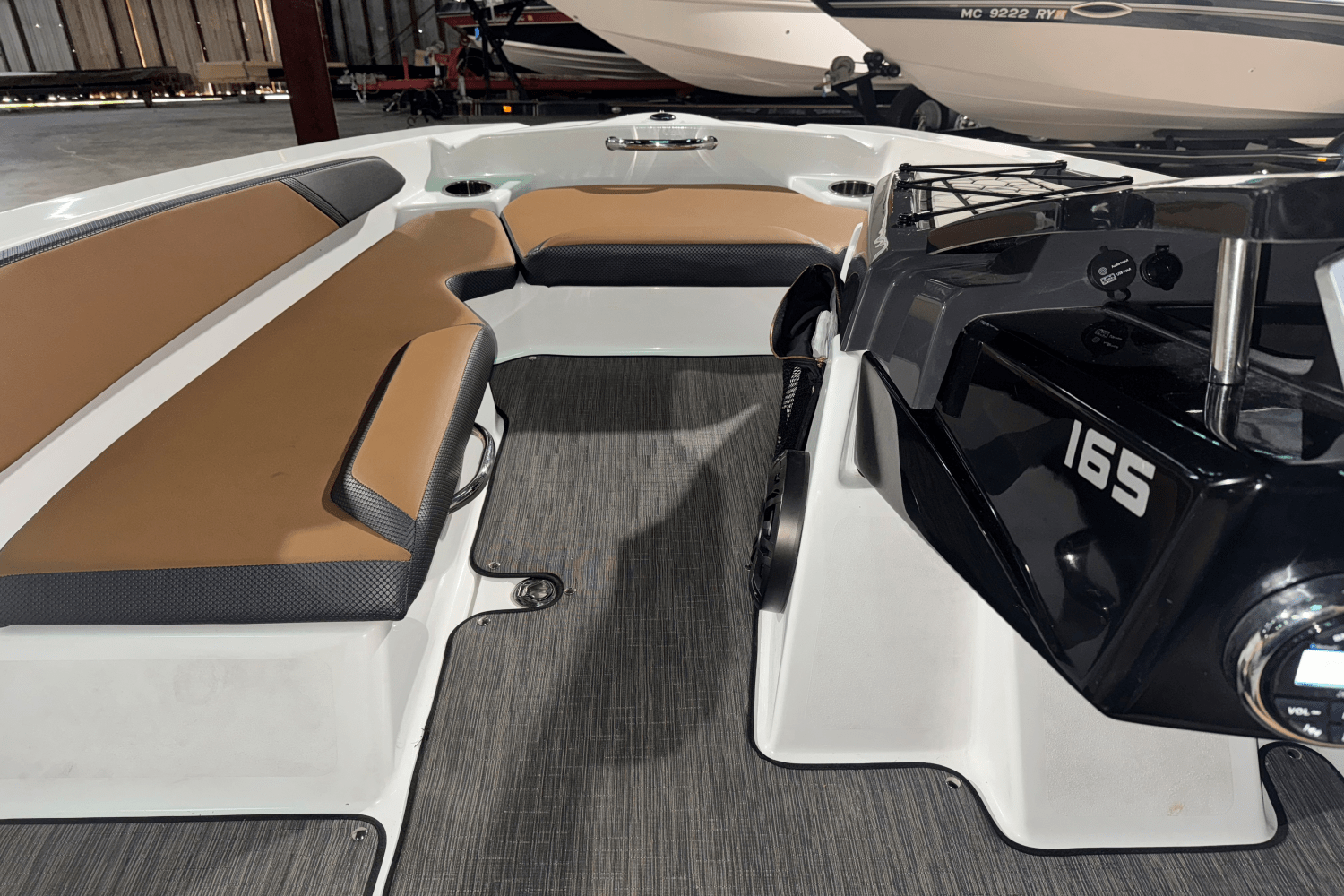 Slide: The Image of Scarab 165 IMPULSE 2021 - 6