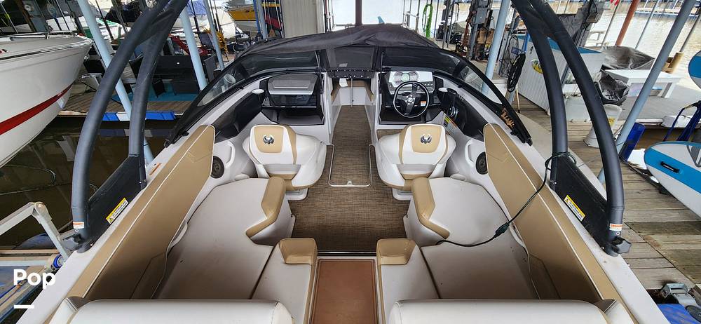 Slide: The Image of Scarab 195 Platinum Edition 2016 - 15401867