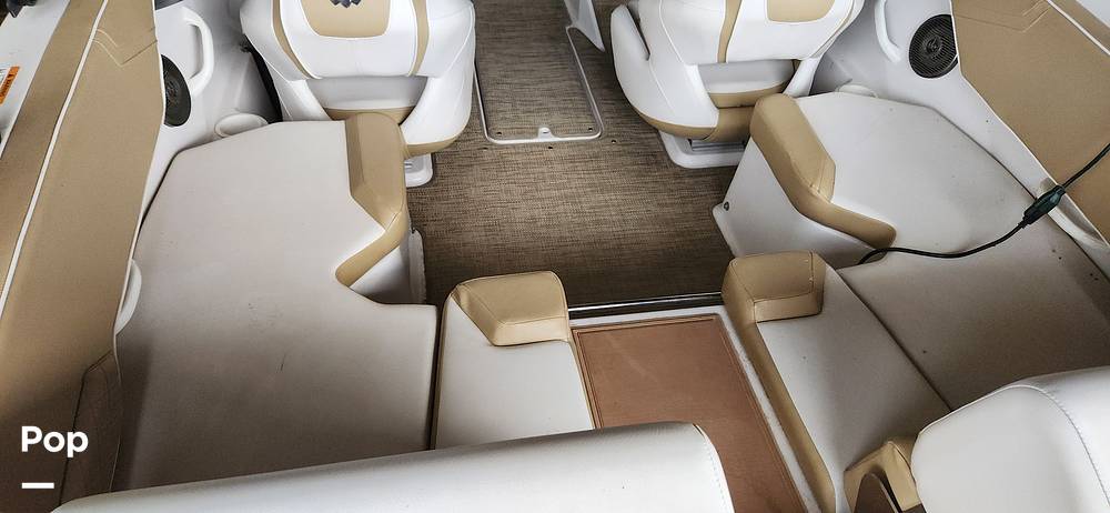 Slide: The Image of Scarab 195 Platinum Edition 2016 - 15401907